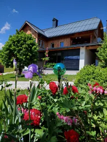 Vacation home in house 7 - Image 3