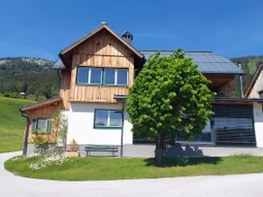 Vacation home in house 7 - Image 2