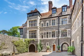 Manor house sleeps 12 Rousdon Estate Devon - Image 2