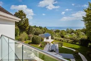 Luxury House | AMAZING sea views |Indoor Pool |8 En-suite bedrooms |Pub & Beach - Image 2