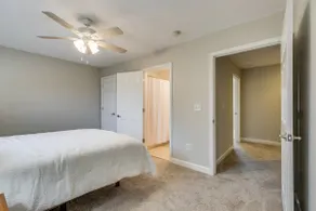 A Charming and Comfy Condo in Johnson City - Image 4