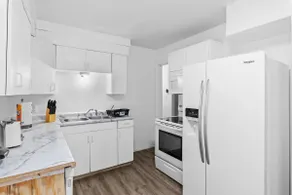 3bdrm | 3full bath | Sleeps 14 - long-term stay - Image 3