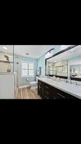 Single house with a heated pool in North Naples - Image 5