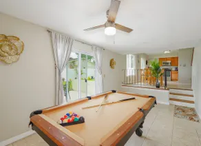 Peaceful Corner Home - Spacious 2 Story Games Room - Image 2