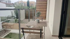 Roges apartment. Modern apartment with terrace - Image 2