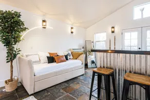 Bright and Airy Studio Loft Near DT + Parks! - Image 2