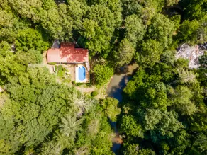 Creek-side Cottage, Pool, in heart of wine country - Image 5