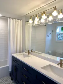 Cozy 2-Bedroom Getaway Lake Minnetonka - Image 2