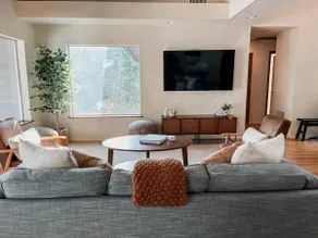 Lux Mountaintop Treehouse 8min to UofO & Downtown - Image 4