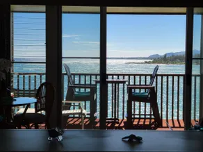 Amazing Direct Oceanfront Condo, Great Location! - Image 4
