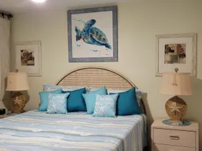 Amazing Direct Oceanfront Condo, Great Location! - Image 5
