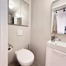 Smart studio apartment in Scandinavian style - Image 2