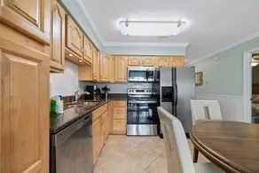 Gentlewinds (Beach View)SLEEPS 6 Close to Hangout - Image 5