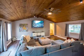 Dog Friendly + Canopy Lit Pool + 2 Masters w/Kings - Image 5