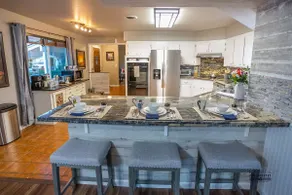 Dog Friendly + Canopy Lit Pool + 2 Masters w/Kings - Image 3