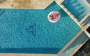 ET Deluxe House - Image 5
