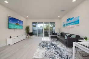 Luxury 3 bdr townhome 12 miles to Disney - Image 2