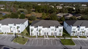 Luxury 3 bdr townhome 12 miles to Disney - Image 5