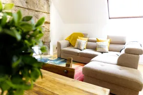 Stunning Converted Church Apartment - Image 4