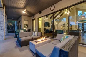26 Bed Estate | Events, Pool | 5 min Jester King - Image 2