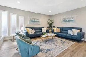 Golf, Hot Tub, Pool Table - Remodeled 3BR LV Home - Image 5