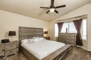 Comfortable 3 bedroom residential home. - Image 5