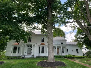 Large House By Saratoga Springs Bucolic Setting - Image 1