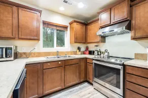 Perfect Private Getaway Minutes to Downtown! - Image 3