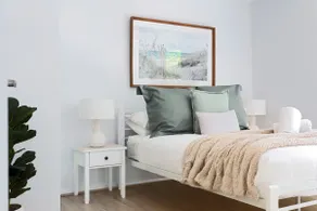 Bright and Stylish by the Sea - Image 3