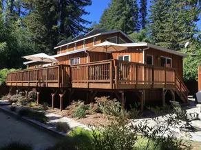 Brightwood: A Modern Redwood Oasis Near the River - Image 2