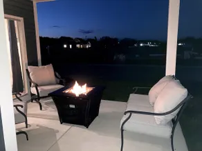 Large home, 2 primaries, 3 pools, Bethany shuttle - Image 3