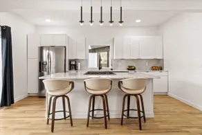 Modern Sleek Home! Near ALL Entertainment Districts! - Image 4