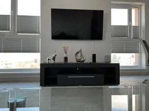 Stunning 2-Room Penthouse with Lakeview W11 - Image 3