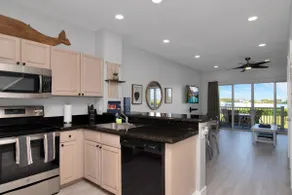 Majestic Marina View- 2/2.5 townhome looking over Hawks Cay Marina. - Image 5