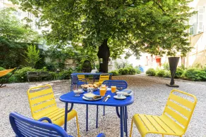 SEVEN: Duplex, L'Abeille 4* Boutique Apartment - Image 2