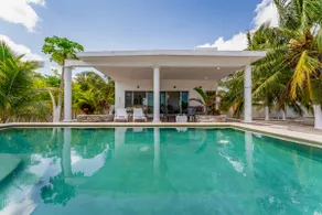Telchac Beach House - Image 3