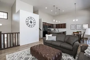 5-Star Townhome (3br/3ba) - Image 3