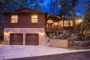 Granite Creek Retreat- Beautiful 5 Bedroom Home 5 minutes from Whiskey Row - Image 4