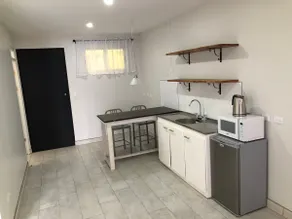 Unit 5: Modern Suite Close To The Beach - Image 3