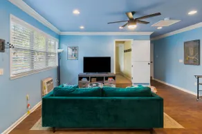 Adorable One-Bedroom Guest Apartment - Image 3