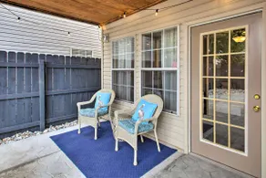 Newly Renovated town home close to track and lake, in the center on Hot Springs. - Image 5