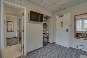 Cozy Suite in a Revamped Dorm Room! - Image 5