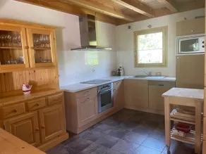 Gran chalet con jardín, 5 habitaciones, vistas a la montaña, cerca del centro de Samoens - Image 5