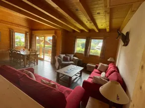 Gran chalet con jardín, 5 habitaciones, vistas a la montaña, cerca del centro de Samoens - Image 3