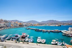 Lovely apartment with harbor view in Pigadia - Image 3