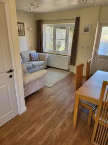 Modern 1 bedroom annexe with additional sofa bed - Image 4
