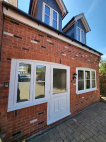 Modern 1 bedroom annexe with additional sofa bed - Image 2