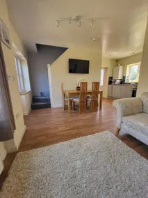 Modern 1 bedroom annexe with additional sofa bed - Image 5