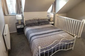Modern 1 bedroom annexe with additional sofa bed - Image 3