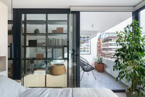 Modern Loft by Cazú Zegers - Image 3